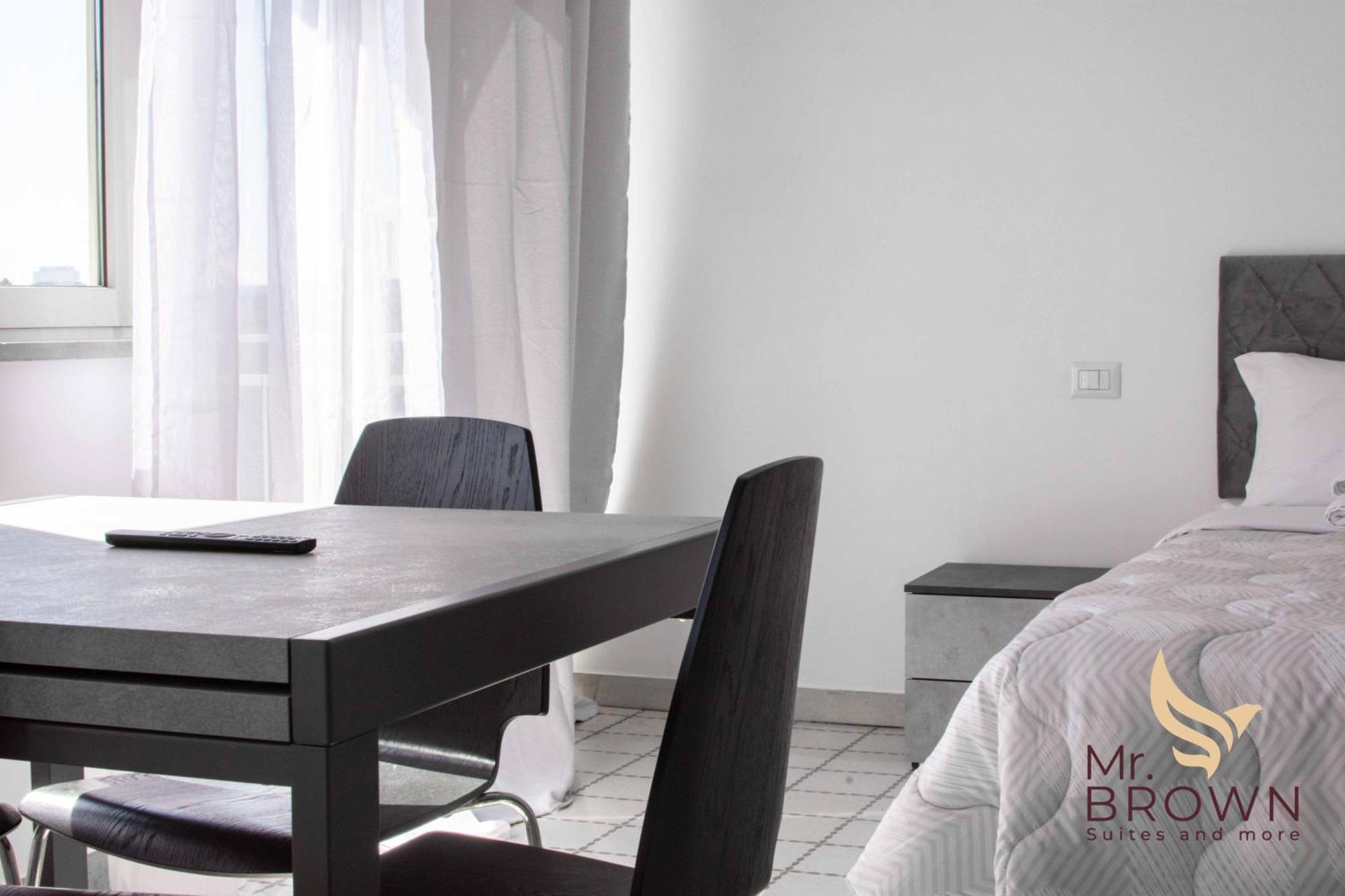 Mr Brown Home And Suites Ρώμη Εξωτερικό φωτογραφία